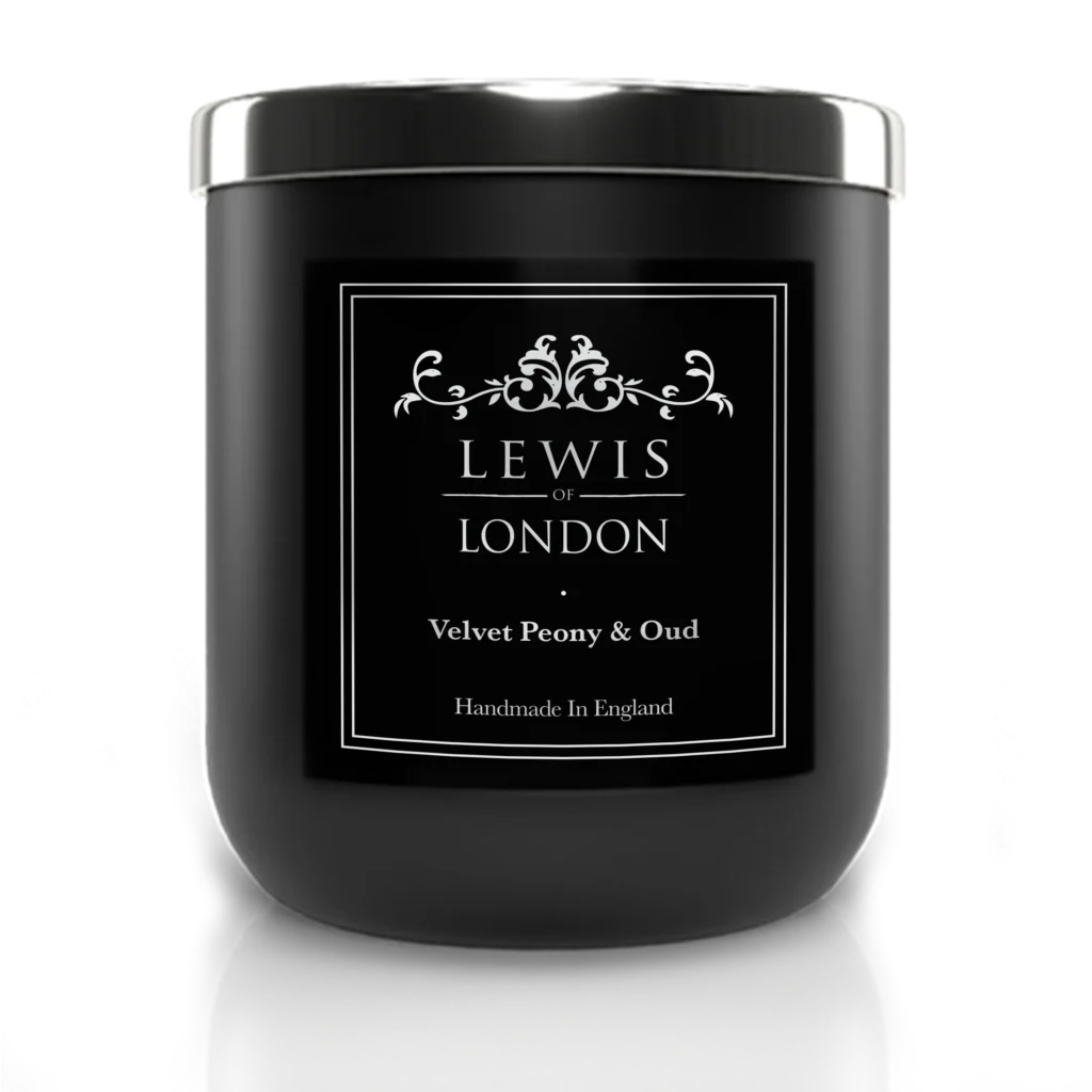 Velvet Peony and Oud scented candle UK